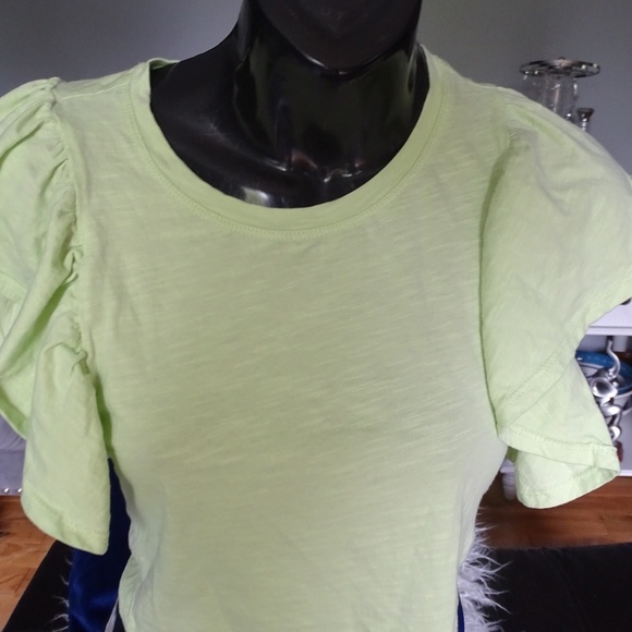 NEW NEVER WORN NO BOUNDARIES T-SHIRT - Picture 1 of 1